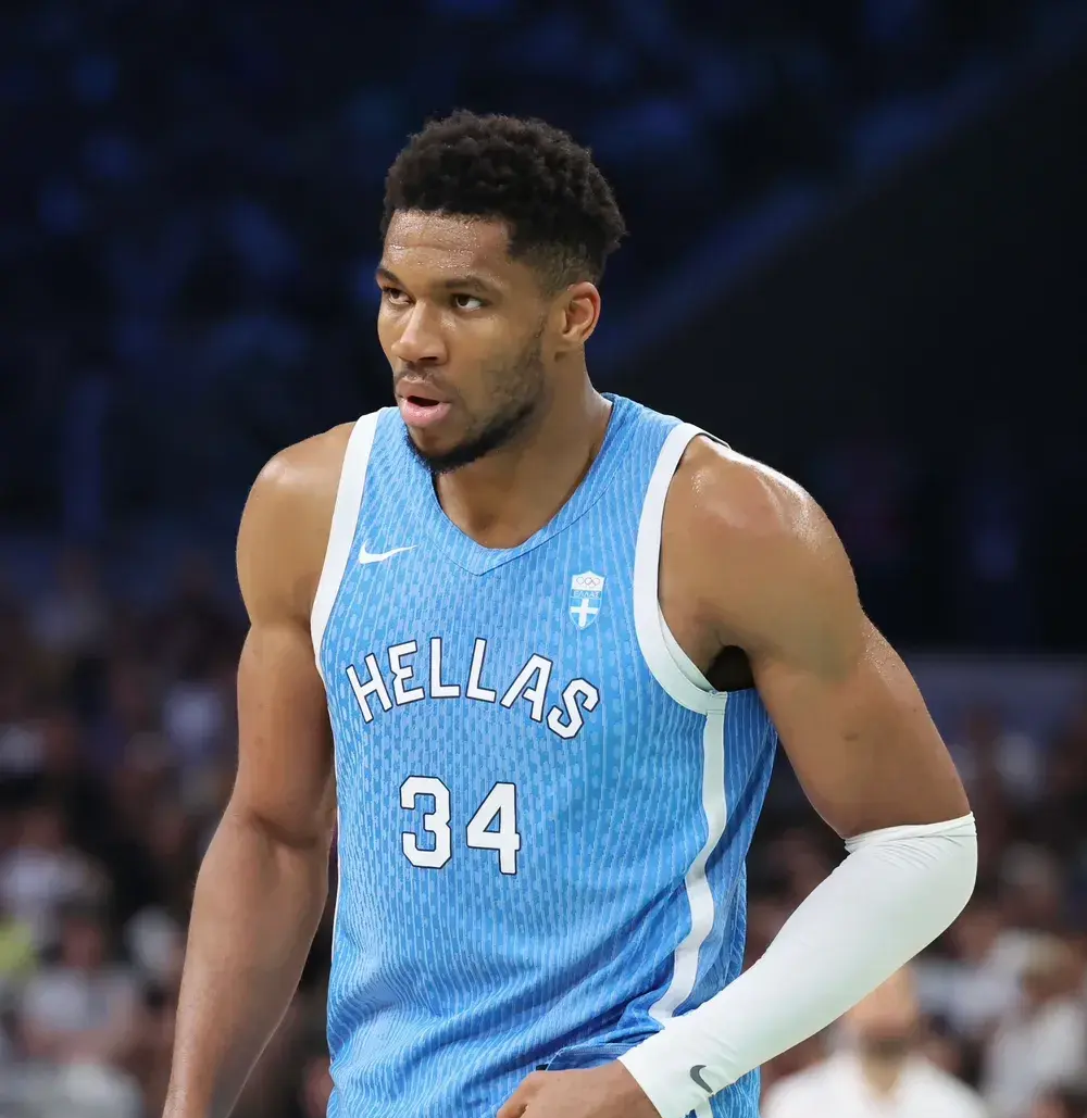 关于重磅！风云突变门兴格拉德巴赫冲刺阶段手感冰凉深圳男篮今晨伤情更新，转会期北京首钢调整名单以备NBA季后赛的信息爱游戏